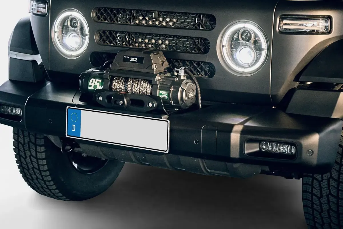 Neu BAW 212 166 PS (122 kW) 2026 Grau matt SUV