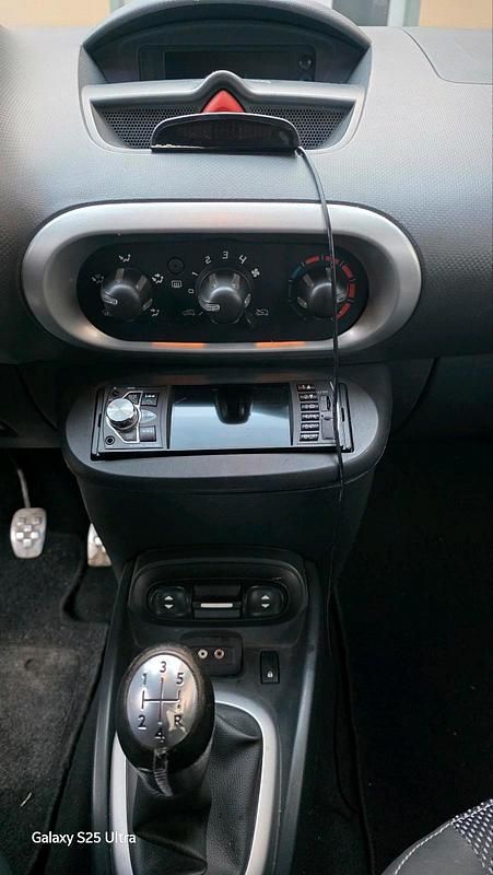 Gebraucht Renault Wind 101 PS (74 kW) 2010 Schwarz Cabrio