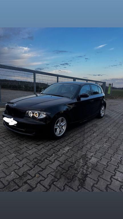 Gebraucht BMW 116 Performance 116 PS (85 kW) 2008 Schwarz Kleinwagen