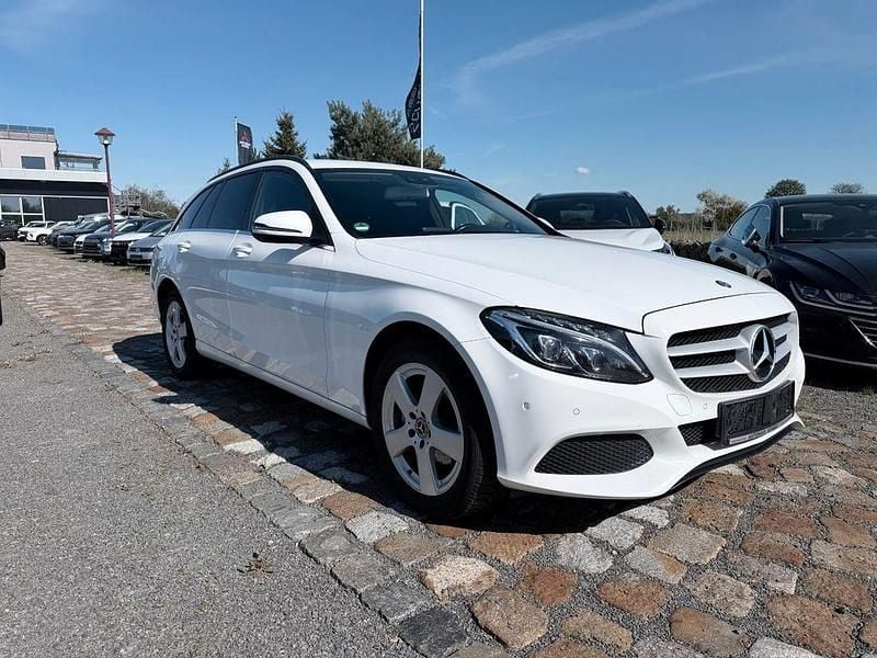 Gebraucht Mercedes C220 170 PS (125 kW) 2017 Weiß Kombi