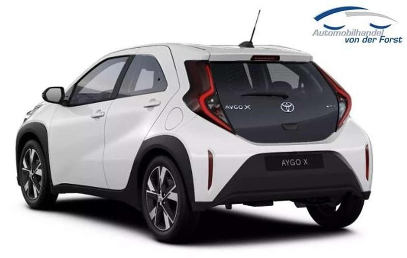 Neu Toyota Aygo X Active 116 PS (85 kW) 2026 Wählbar SUV