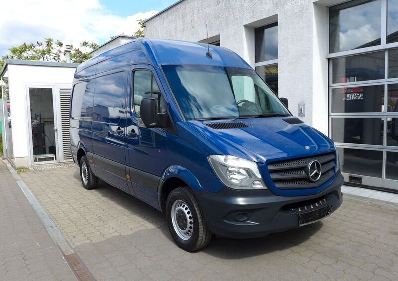 Stahlblau Gebraucht 2014 Mercedes Sprinter Van | 16.490 € (Teuer) - Bild 1/4