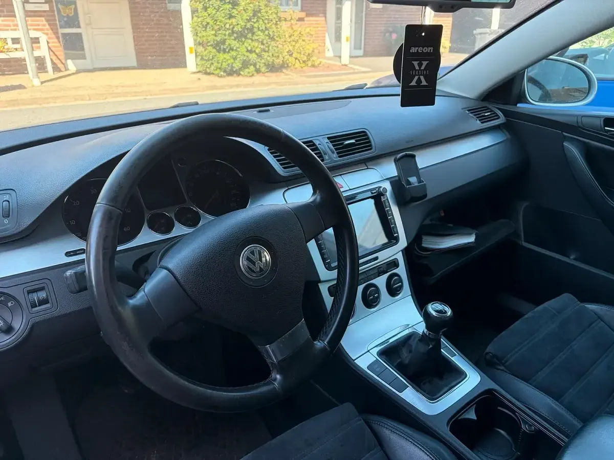 Gebraucht VW Passat 140 PS (102 kW) 2008 Silber Kombi