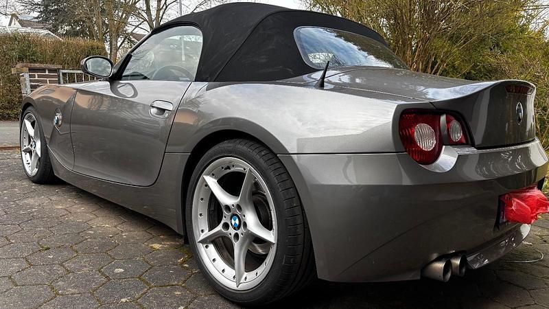 Gebraucht BMW Z4 231 PS (169 kW) 2004 Grau Cabrio