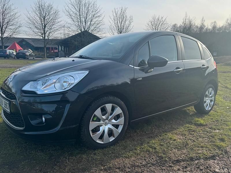 Gebraucht Citroën C3 95 PS (69 kW) 2012 Schwarz Kleinwagen
