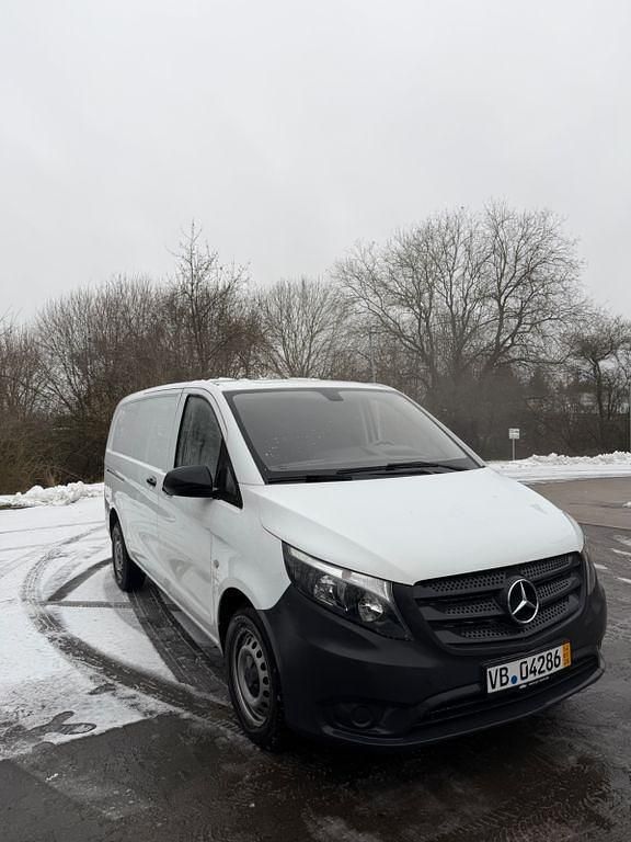 Gebraucht Mercedes Vito 114 PS (83 kW) 2016 Weiß Van