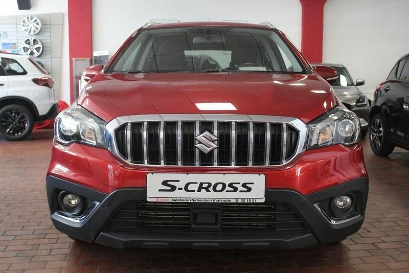Rot Gebraucht 2021 Suzuki SX4 S-Cross Comfort SUV | 18.900 € (Fairer Preis) - Bild 1/4