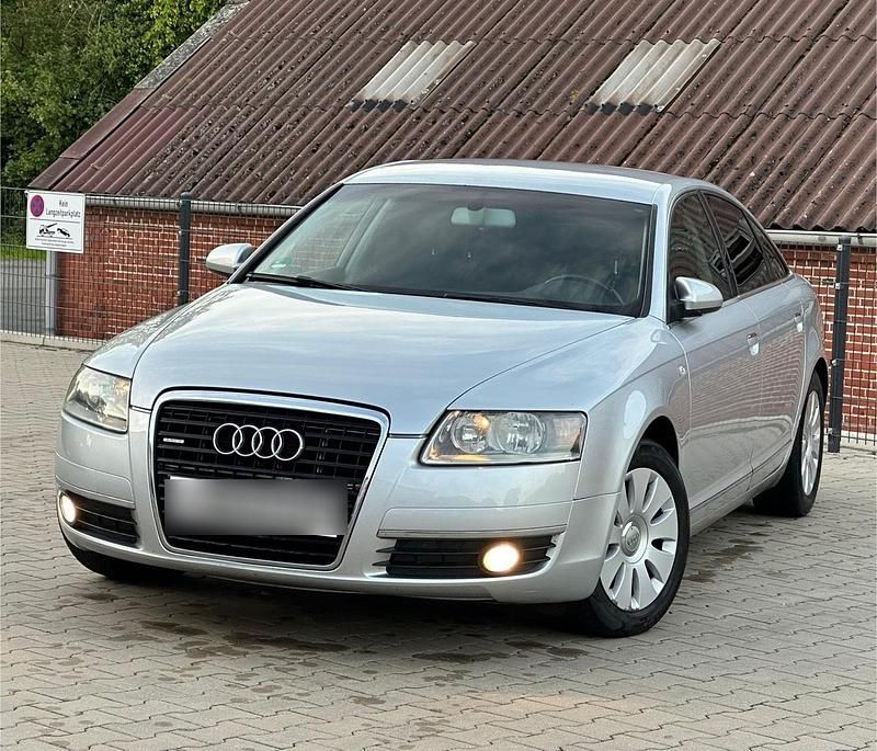 Silber Gebraucht 2004 Audi A6 Limousine | 1.499 € (Superpreis) - Bild 1/4