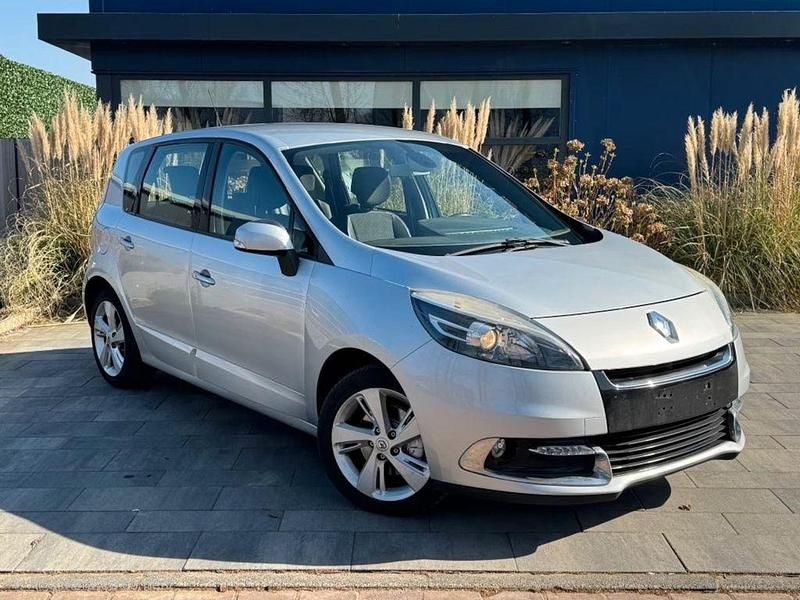 Gebraucht Renault Scénic 110 PS (80 kW) 2012 Silber Van / Kleinbus