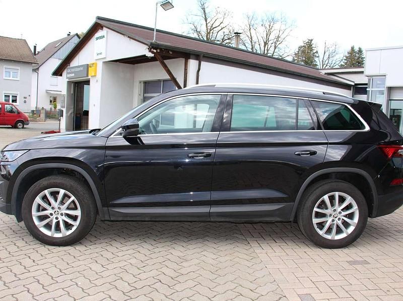 Gebraucht Skoda Kodiaq Style 190 PS (139 kW) 2023 Schwarzmagic perleffekt SUV