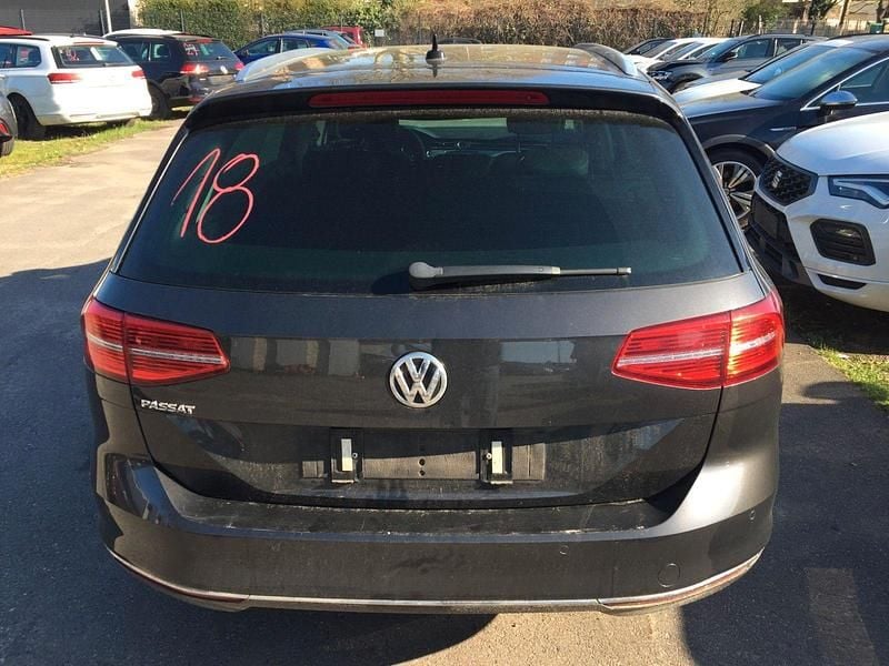 Gebraucht VW Passat Highline 150 PS (110 kW) 2017 Grau Kombi