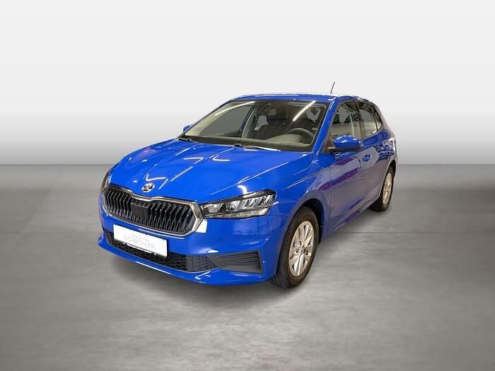 Blau Gebraucht 2022 Skoda Fabia Active Limousine | 14.509 € (Fairer Preis) - Bild 1/4
