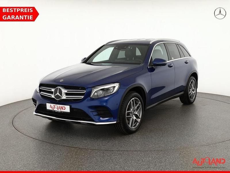 Blau (metallic) Gebraucht 2017 Mercedes GLC300 AMG SUV | 32.990 € (Fairer Preis) - Bild 1/4