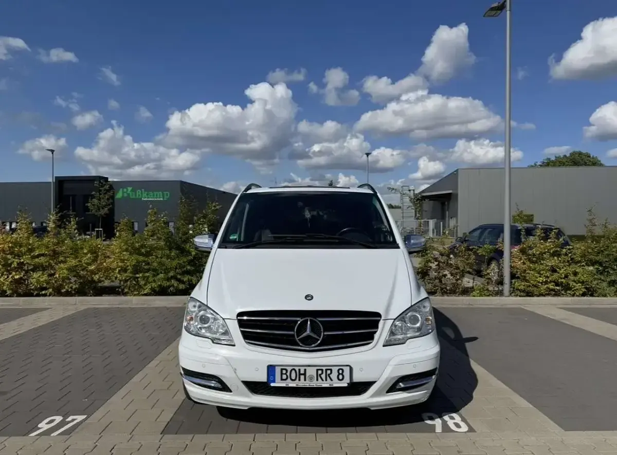 Gebraucht Mercedes Viano Avantgarde 224 PS (164 kW) 2014 Weiß Van / Kleinbus