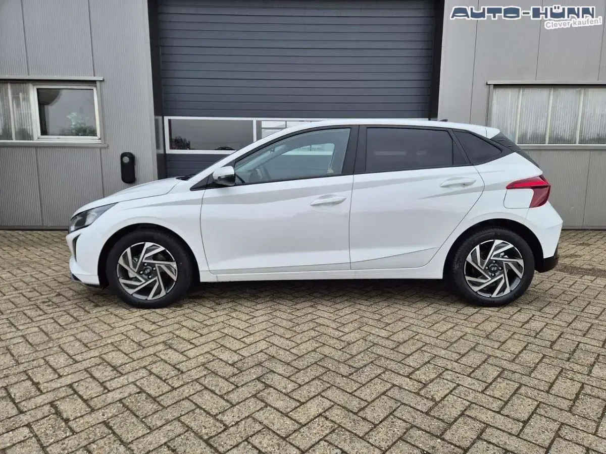 Neu Hyundai i20 Trend 90 PS (66 kW) 2026 Atlas white Kleinwagen