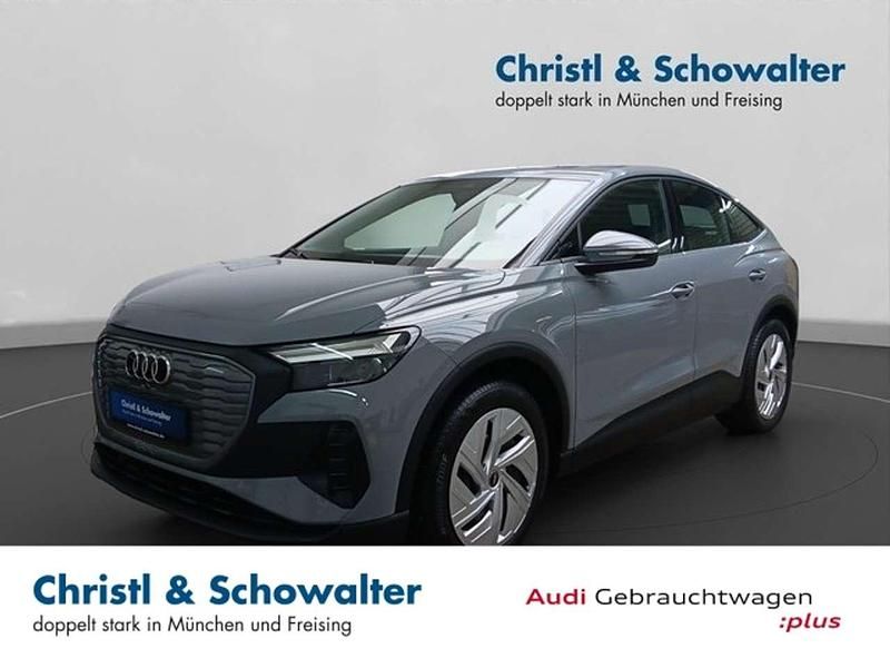 Grau Gebraucht 2022 Audi Q4 Sportback e-tron Comfort SUV | 29.809 € (Guter Preis) - Bild 1/4