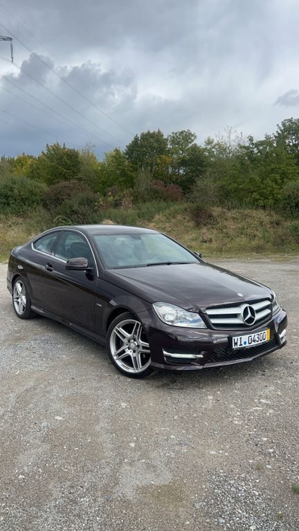 Braun Gebraucht 2011 Mercedes C180 Coupé | 6.300 € (Superpreis) - Bild 1/4
