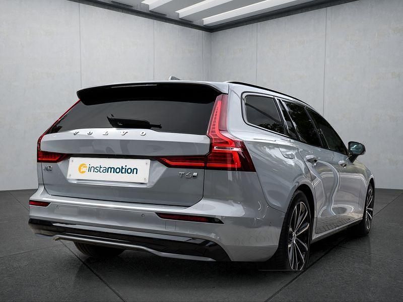 Gebraucht Volvo V60 349 PS (256 kW) 2024 Grau Kombi