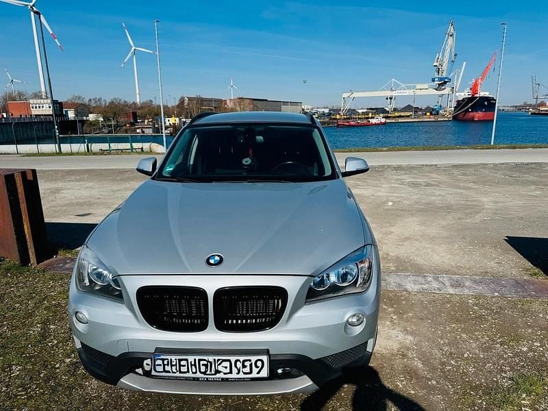 Gebraucht BMW X1 145 PS (106 kW) 2013 Silber SUV