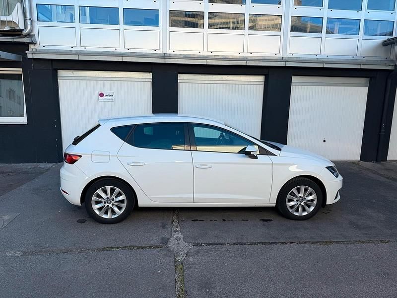 Gebraucht Seat Leon 110 PS (80 kW) 2017 Weiß Limousine
