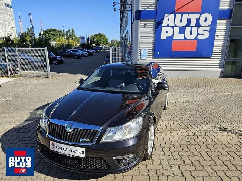 Schwarz Gebraucht 2012 Skoda Octavia RS Limousine | 8.999 € (Superpreis) - Bild 1/4