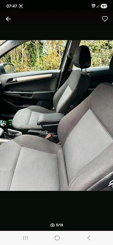 Gebraucht Opel Astra 105 PS (77 kW) 2007 Grau Kleinwagen