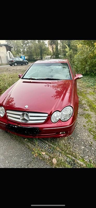 Rot Gebraucht 2003 Mercedes CLK500 Coupé | 6.200 € - Bild 1/4