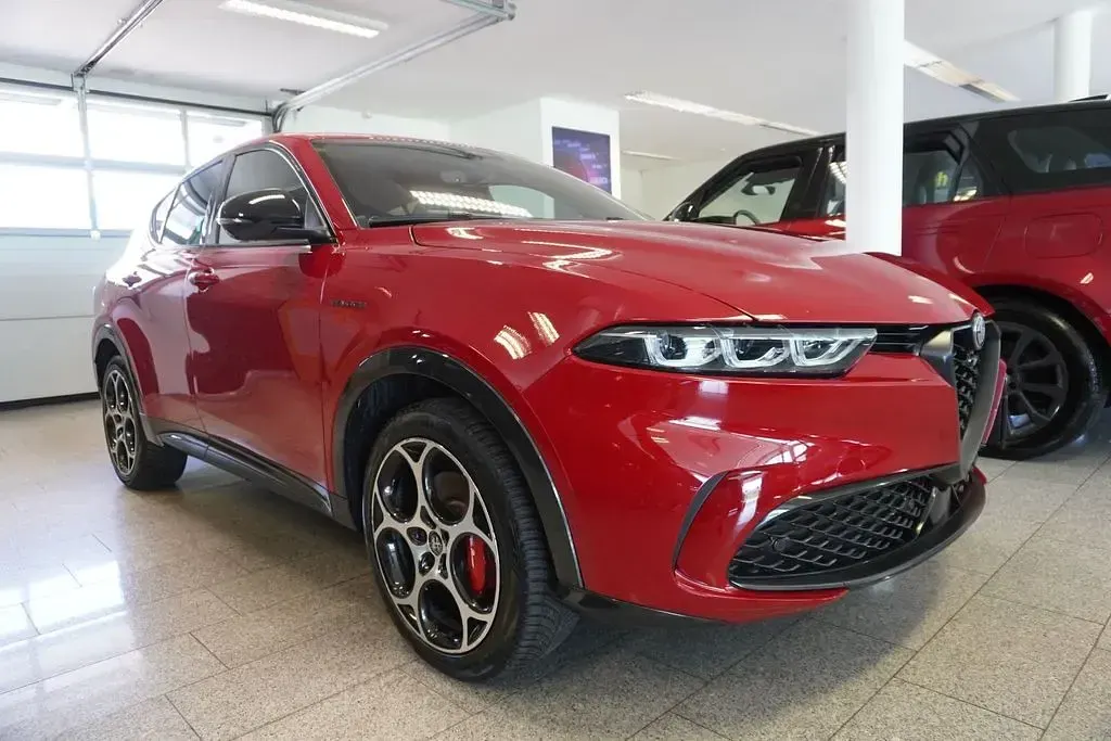 Gebraucht Alfa Romeo Tonale Veloce 280 PS (205 kW) 2022 Rot SUV