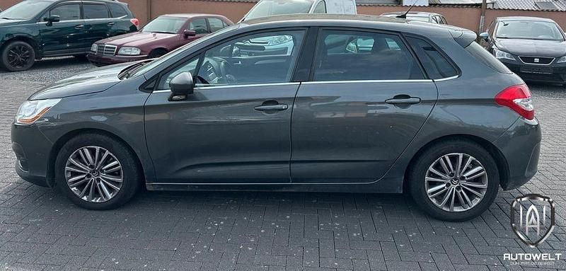 Gebraucht Citroën C4 Tendance 111 PS (81 kW) 2010 Grau Limousine