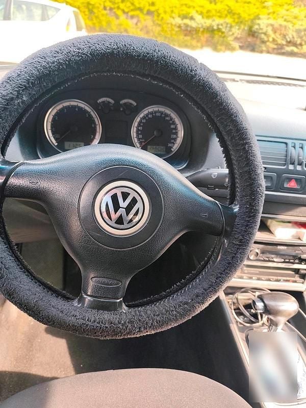 Gebraucht VW Bora 116 PS (85 kW) 2004 Schwarz Kombi