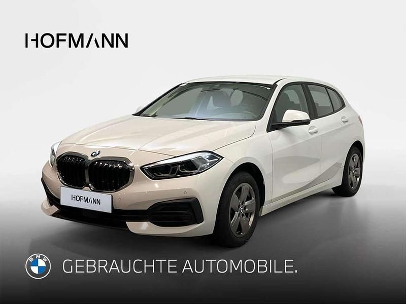 Alpinweiß uni Gebraucht 2022 BMW 118 Advantage Kleinwagen | 22.890 € (Etwas zu teuer) - Bild 1/2