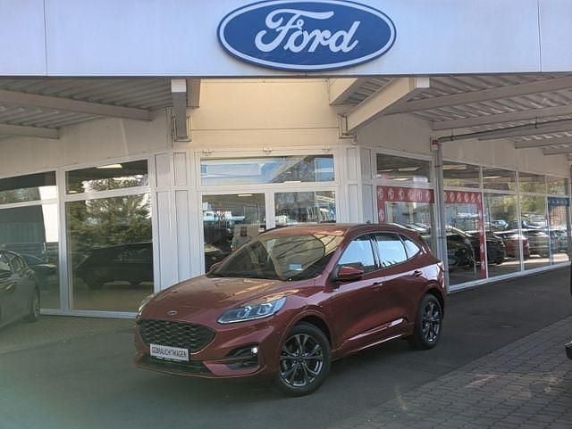 Usado Ford Kuga ST-Line 150 HP (110 kW) 2024 SUV
