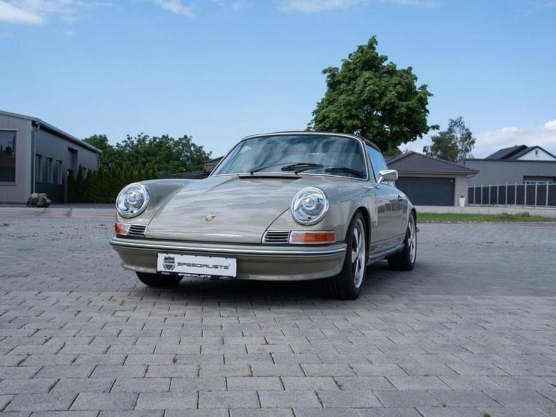 Elfenbein Gebraucht 1971 Porsche 911 Cabrio | 139.900 € - Bild 1/4