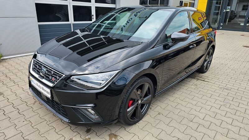 Mitternachtsschwarz Gebraucht 2021 Seat Ibiza Black Edition Limousine | 17.290 € (Fairer Preis) - Bild 1/4