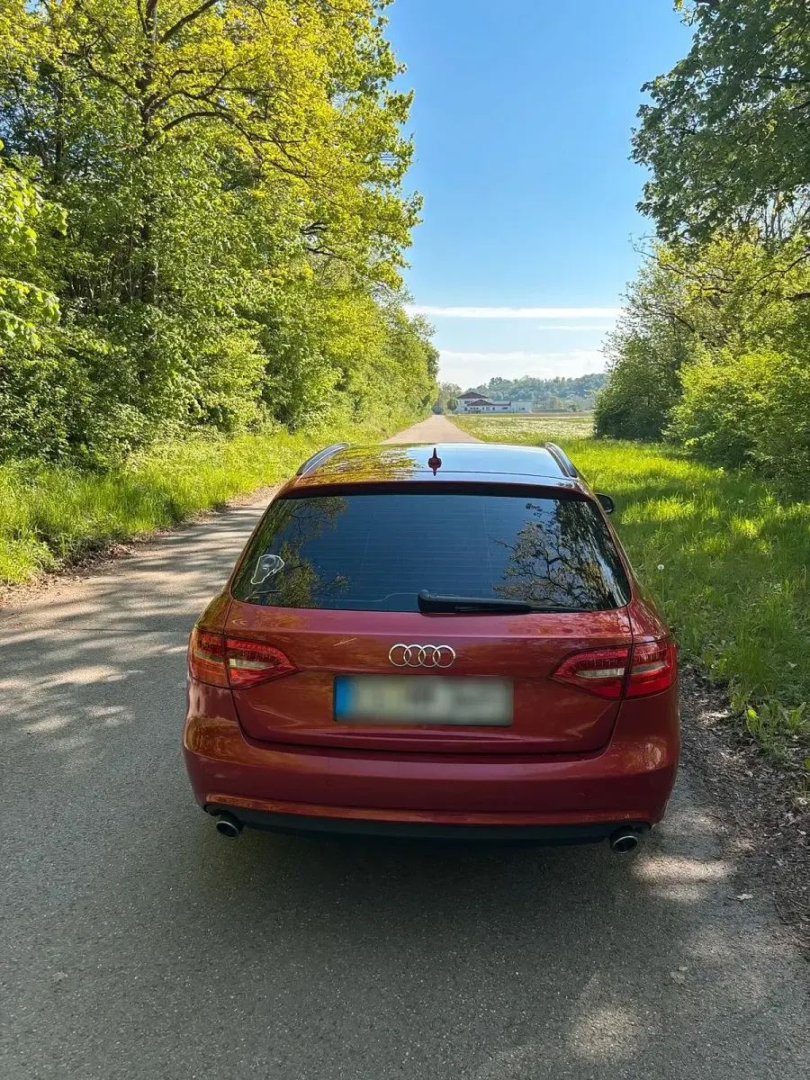Gebraucht Audi A4 204 PS (150 kW) 2013 Rot Kombi