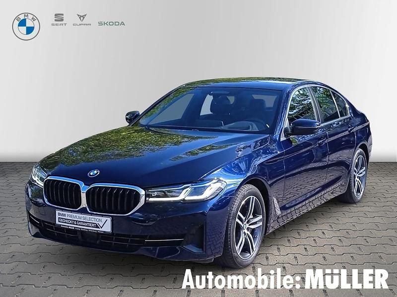 Blau Gebraucht 2022 BMW 530 Performance Limousine | 42.680 € (Fairer Preis) - Bild 1/4