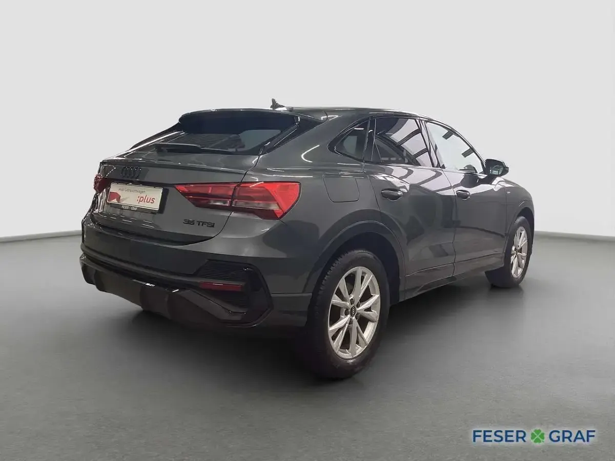 Gebraucht Audi Q3 Sportback S-Line 150 PS (110 kW) 2025 Daytonagrau perleffekt SUV
