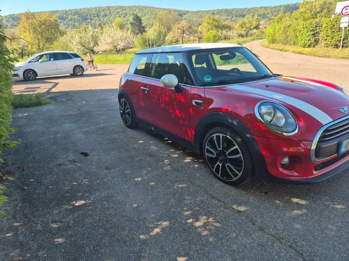 Gebraucht Mini ONE 102 PS (75 kW) 2017 Rot Kleinwagen