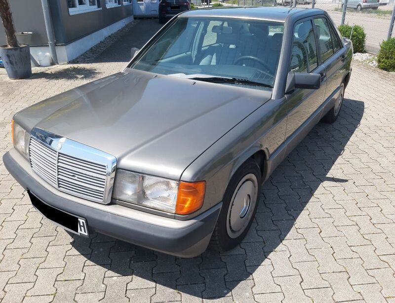 Gebraucht Mercedes 190 75 PS (55 kW) 1989 Grau Limousine