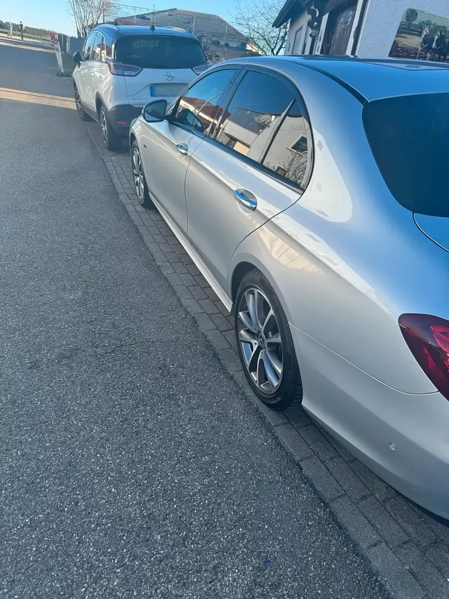 Gebraucht Mercedes E350 286 PS (210 kW) 2018 Silber Limousine