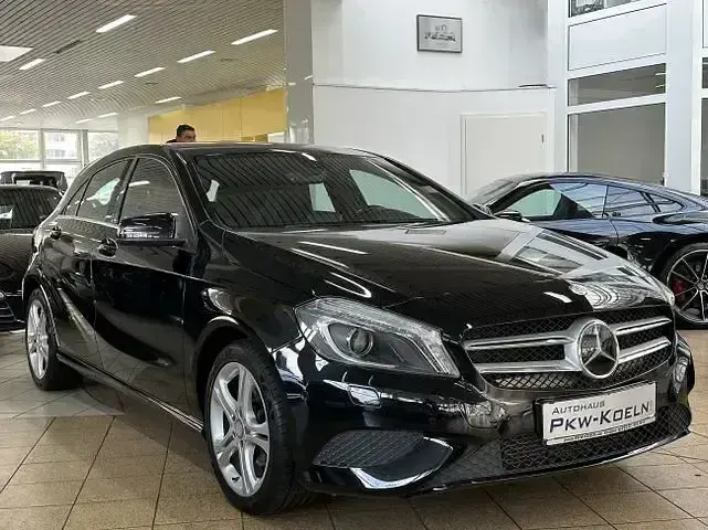 Gebraucht Mercedes A220 170 PS (125 kW) 2015 Schwarz Limousine