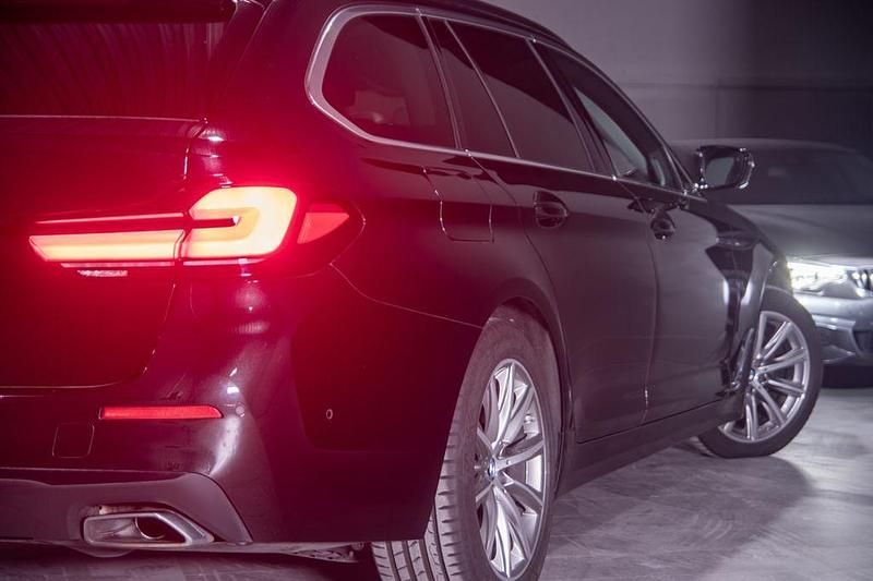 Gebraucht BMW 540 Performance 340 PS (250 kW) 2022 Schwarz Kombi
