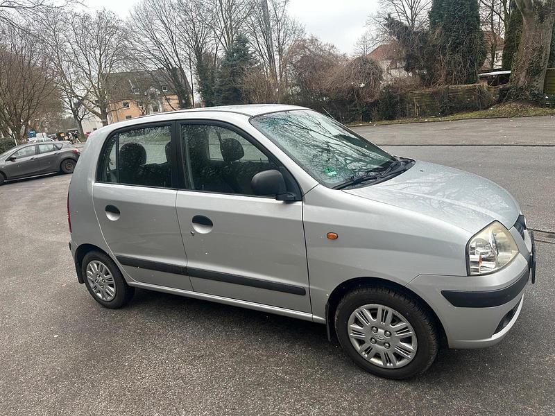 Gebraucht Hyundai Atos 63 PS (46 kW) 2007 Silber Kleinwagen