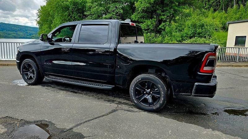 Second-hand Dodge Ram 401 CP (294 kW) 2023 Negru Pickup