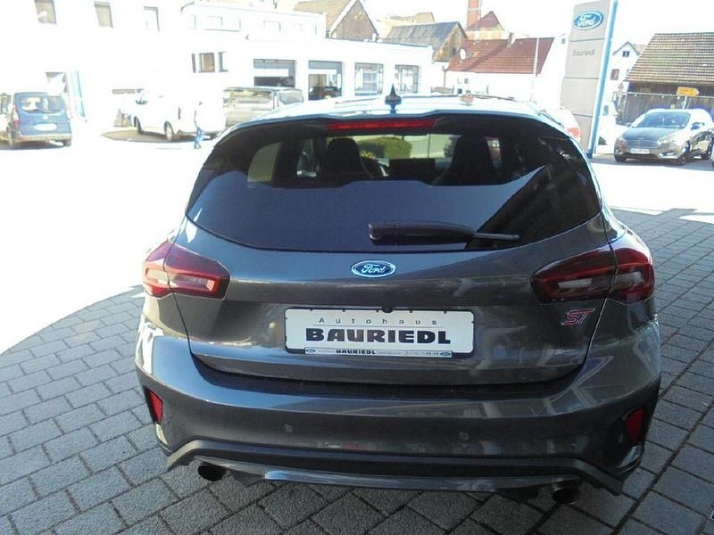 Gebraucht Ford Focus ST 280 PS (205 kW) 2024 Grau Limousine