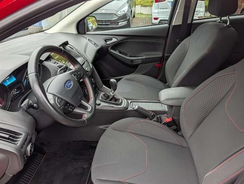 Gebraucht Ford Focus Sport 182 PS (133 kW) 2017 Other Limousine