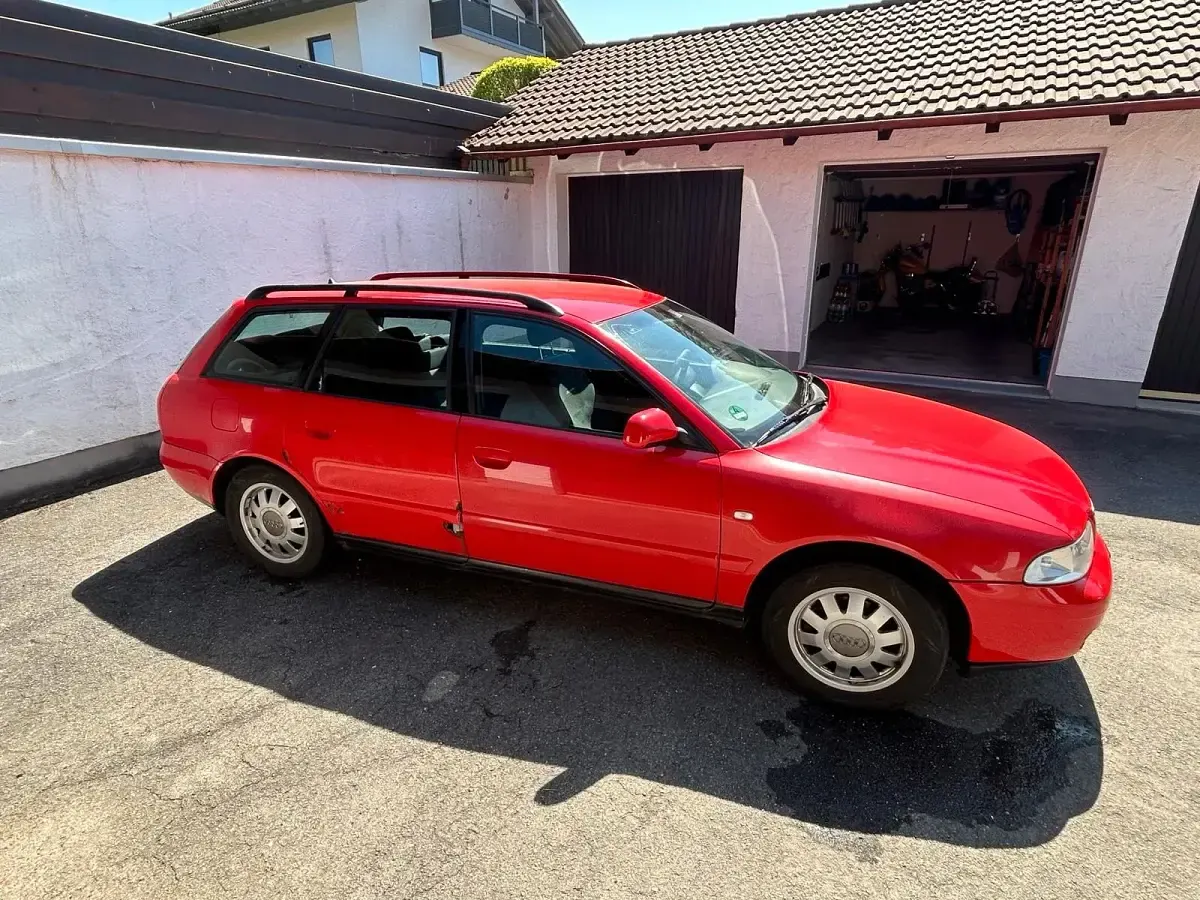 Usata Audi A4 125 CV (91 kW) 1998 Rosso Station wagon