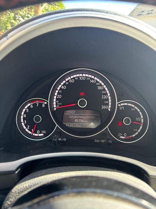 Gebraucht VW Beetle CLUB 105 PS (77 kW) 2015 Silber Kleinwagen