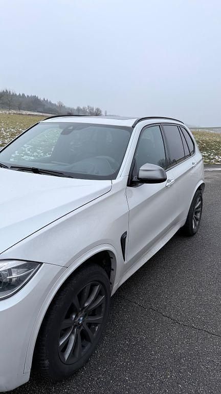 Gebraucht BMW X5 M50 Performance 381 PS (280 kW) 2014 Weiß SUV