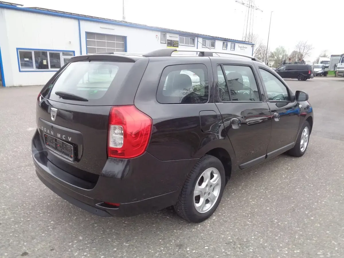 Gebraucht Dacia Logan MCV 90 PS (66 kW) 2015 Schwarz Kombi